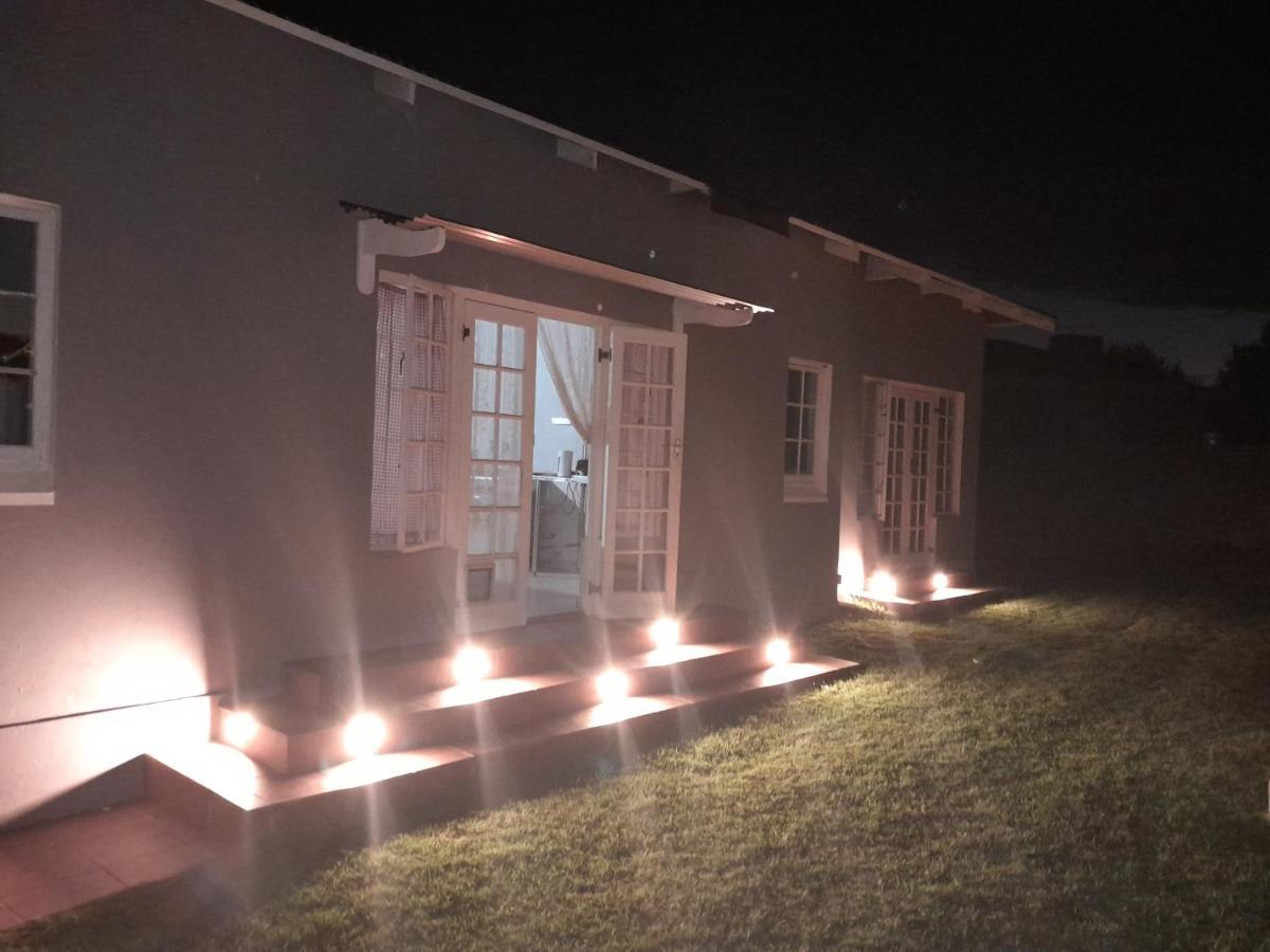 The Cradle'S Rest Guest House Krugersdorp Kültér fotó